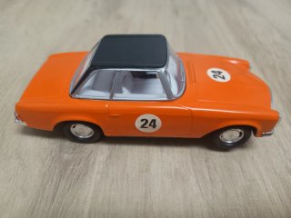 Scalextric Mercedes 250 Naranja