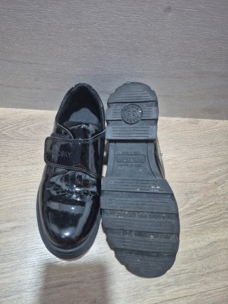 Zapatos charol Pablosky niña T.35