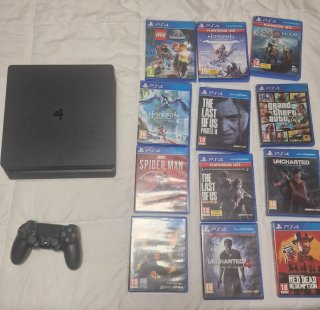 PS4 500GB Negra + 12 Juegos