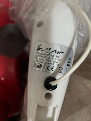 Ventilador de pie blanco 3 aspas