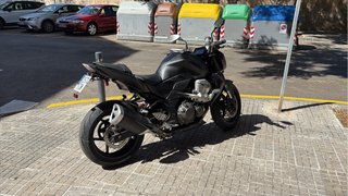 Kawasaki Z750 Negra