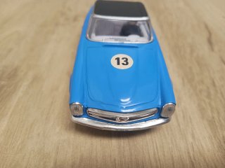 Scalextric Mercedes 250 Azul claro