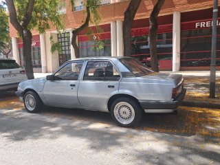 Se vende opel ascona
