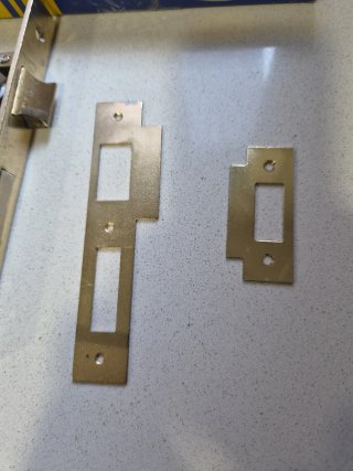 Cerradura Ezcurra para puerta