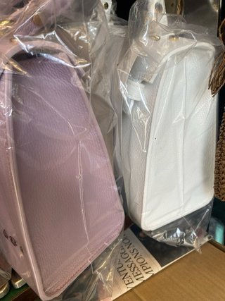 Borsa vera pelle azzurra con tracolla regolabile