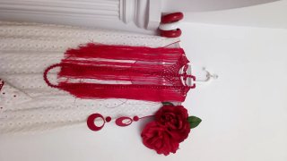 Precioso traje de flamenca rojo y blanco
