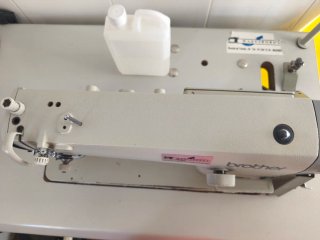 Máquina de coser industrial Brother SL-1110-3