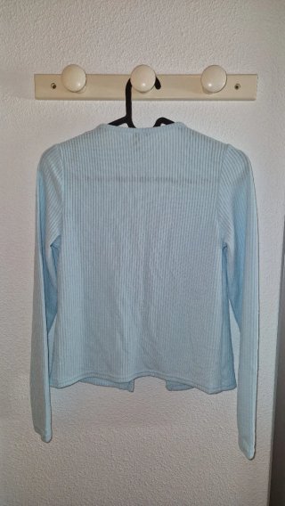 Chaquetita azul claro