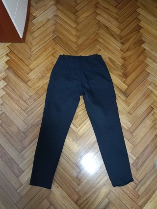 Pantalón negro
