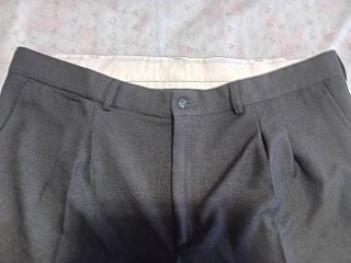 Pantalón de vestir gris para caballero