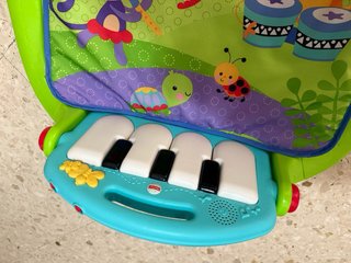 Gimnasio Piano Fisher-Price Pataditas Rainforest