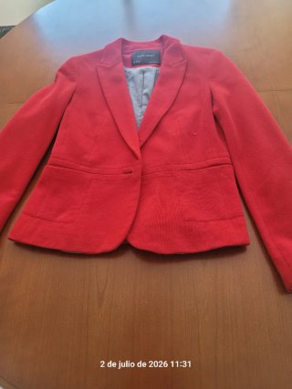 Americana Zara Roja Talla M
