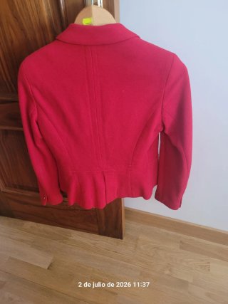 Americana Zara Roja Talla M