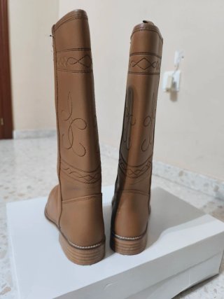 Botas camperas piel talla 37 Hechas en España