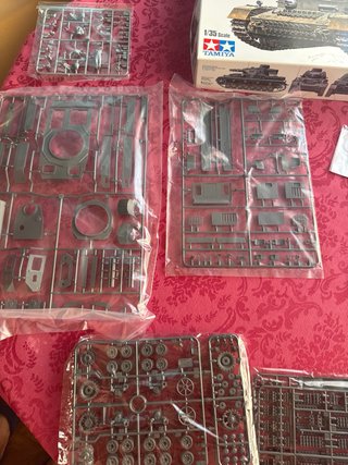 Maqueta Tamiya Panzer IV Ausf.F Sd.Kfz.161