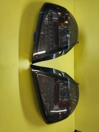 PILOTOS TRASEROS RENAULT CLIO III 5P - LED -