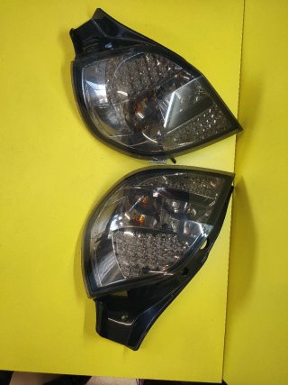 PILOTOS TRASEROS RENAULT CLIO III 5P - LED -