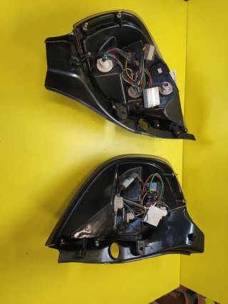 PILOTOS TRASEROS RENAULT CLIO III 5P - LED -