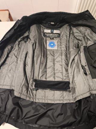 Chaqueta de moto Richa negra