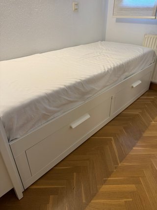 Letto a castello in legno bianco