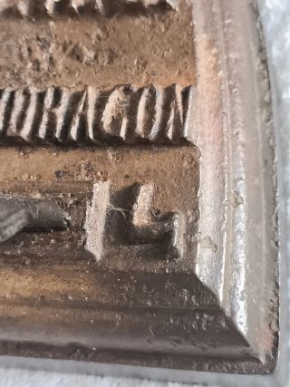 MONDRAGÓN PLANCHA DE HIERRO FUNDIDO ANTIGUA N° 4