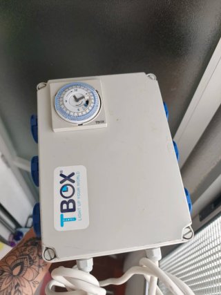 Caja TBOX con temporizador
