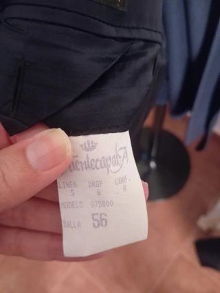Traje Fuentecapala negro Talla 56
