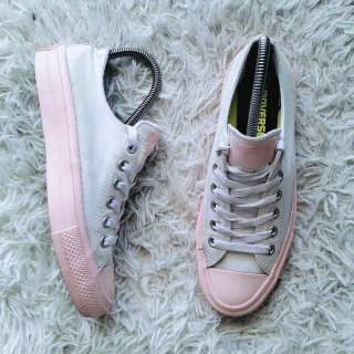 Zapatillas Converse Blancas y Rosas