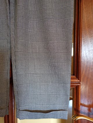 Pantalón pata gallo Stradivarius Talla M