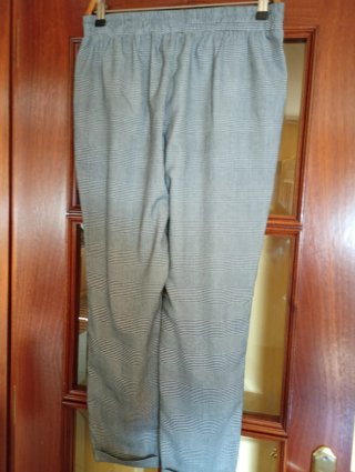 Pantalón pata gallo Stradivarius Talla M
