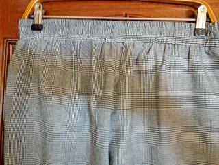 Pantalón pata gallo Stradivarius Talla M
