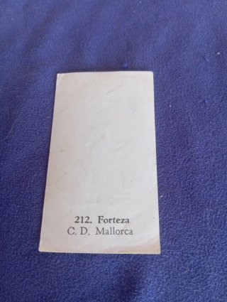 Cromo fútbol antiguo jugador