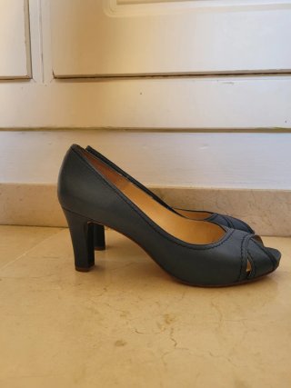 Tacones de piel azules