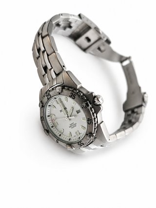 Reloj Festina de cuarzo en acero · 100 m / 10 ATM