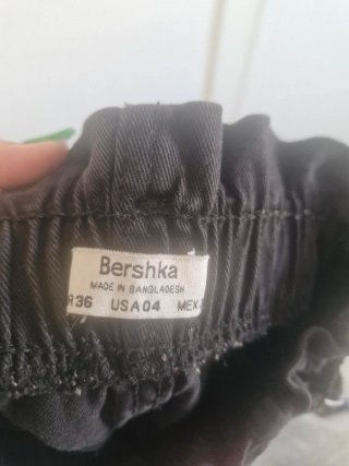 Vaqueros cortos Bershka negros