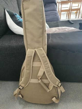 Guitarra Acústica Harley Benton para zurdo