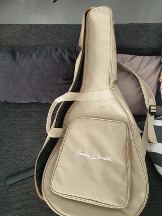 Guitarra Acústica Harley Benton para zurdo