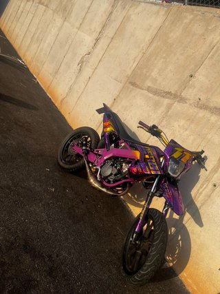 Derbi Senda Xtreme Supermotard Morado