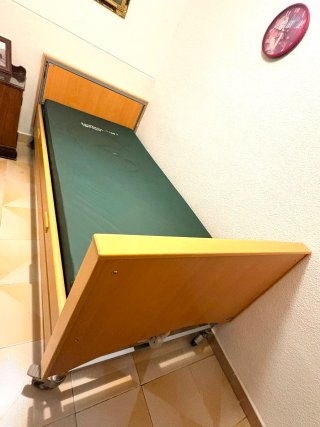 Cama articulada  estructura de madera  Colchón