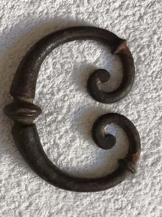 ALDABA LLAMADOR ANTIGUO DE PUERTA CASTELLANA FORJA