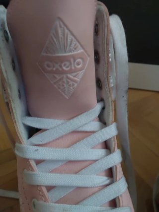 Patines de bota rosas talla 30, Oxelo.