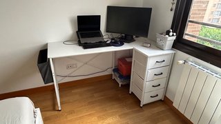 Escritorio de esquina con cajones