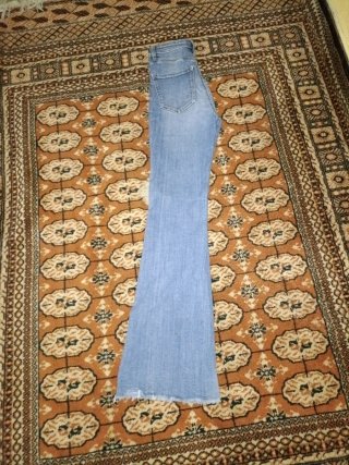 Pantalones vaqueros campana