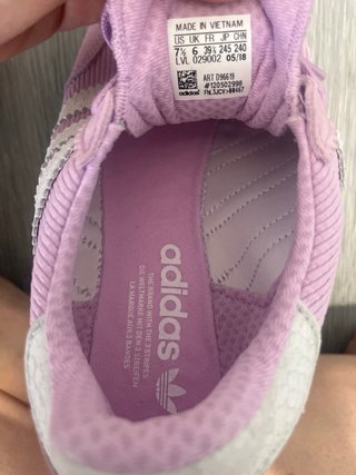 Deportivas Adidas rosas y blancas