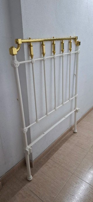 Cabecero y piecero forja blanco y dorado