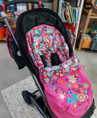 Carro de bebé Tuc Tuc niña en muy buen estado