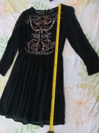 Vestido fiesta Zara Trafaluc negro y dorado