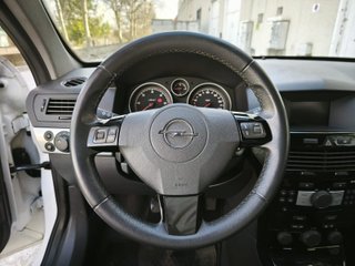 Opel Astra 2009