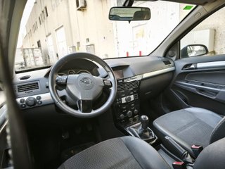 Opel Astra 2009