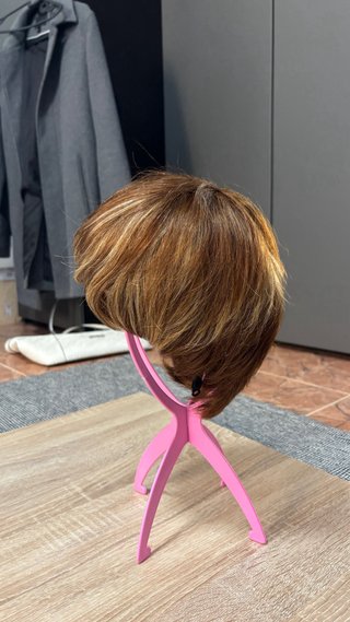 Peluca pelo natural castaño corto